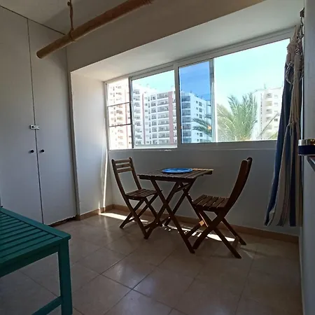 Refugio Da Rocha *